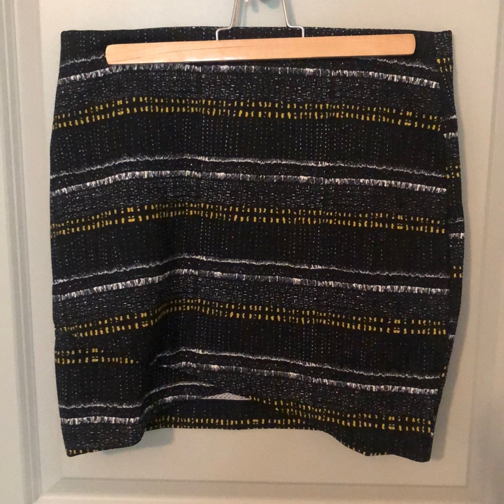 Stretch mini skirt